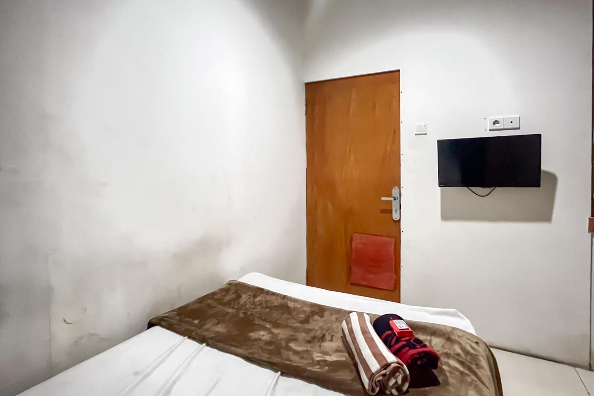 Good Sleep 1 Redpartner Samarinda Exterior foto